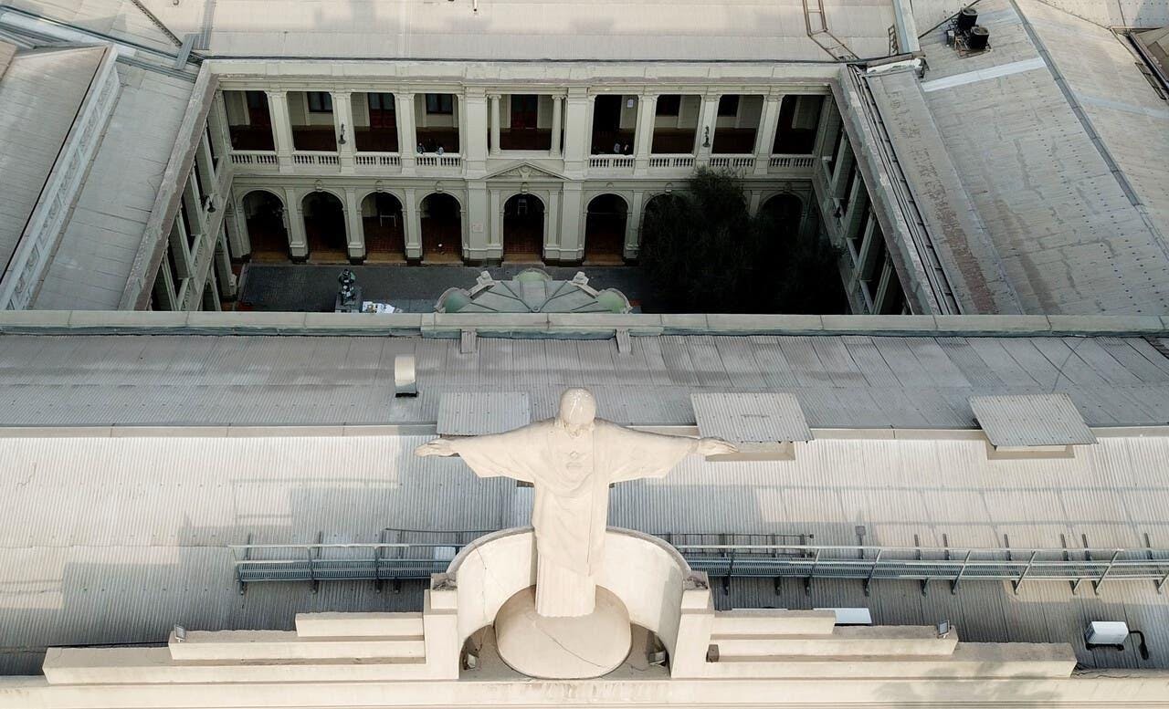 Ranking QS: Universidad Católica y Universidad de Chile son las mejores de América Latina para estudiar un MBA